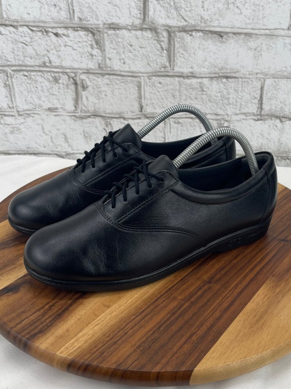 SAS Tripad Comfort Womens 9.5 Narrow Black Leather Lace Up Shoes A3625171